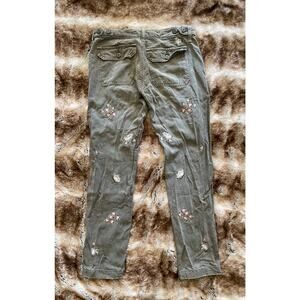 Lucky Brand Cargo Embroidered Pants Size 00